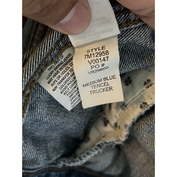 Lucky Brand Jacket Medium Blue Cotton Blend Button Up Denim Trucker Fit - Picture 8 of 10